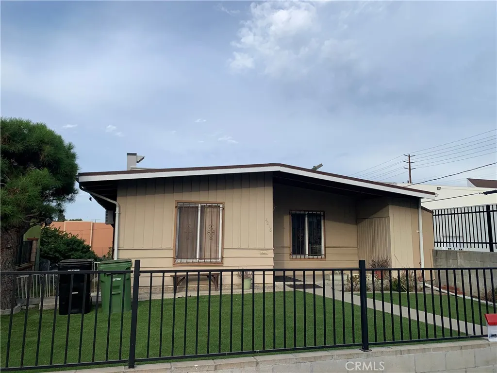 4216 Panamint Street — photo