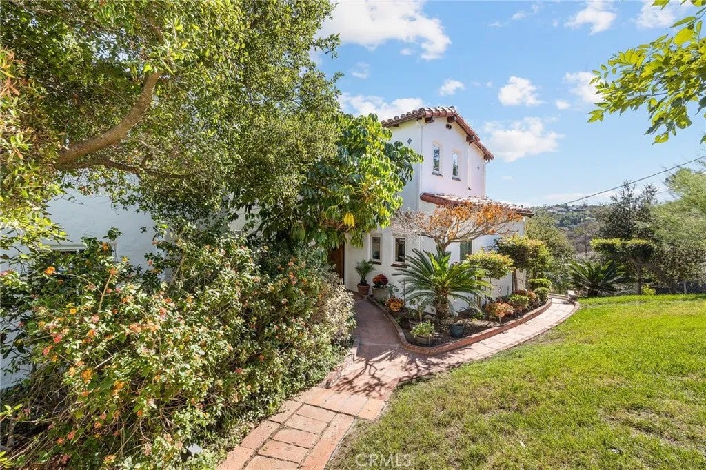 3076 Turnbull Canyon — photo