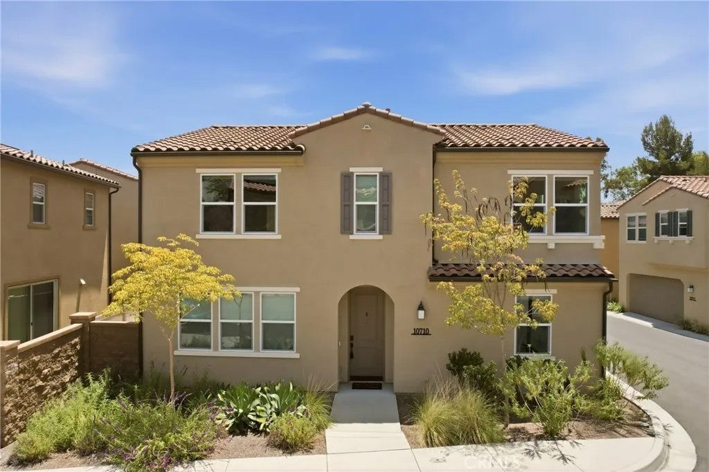 10710 Audrey Way — photo