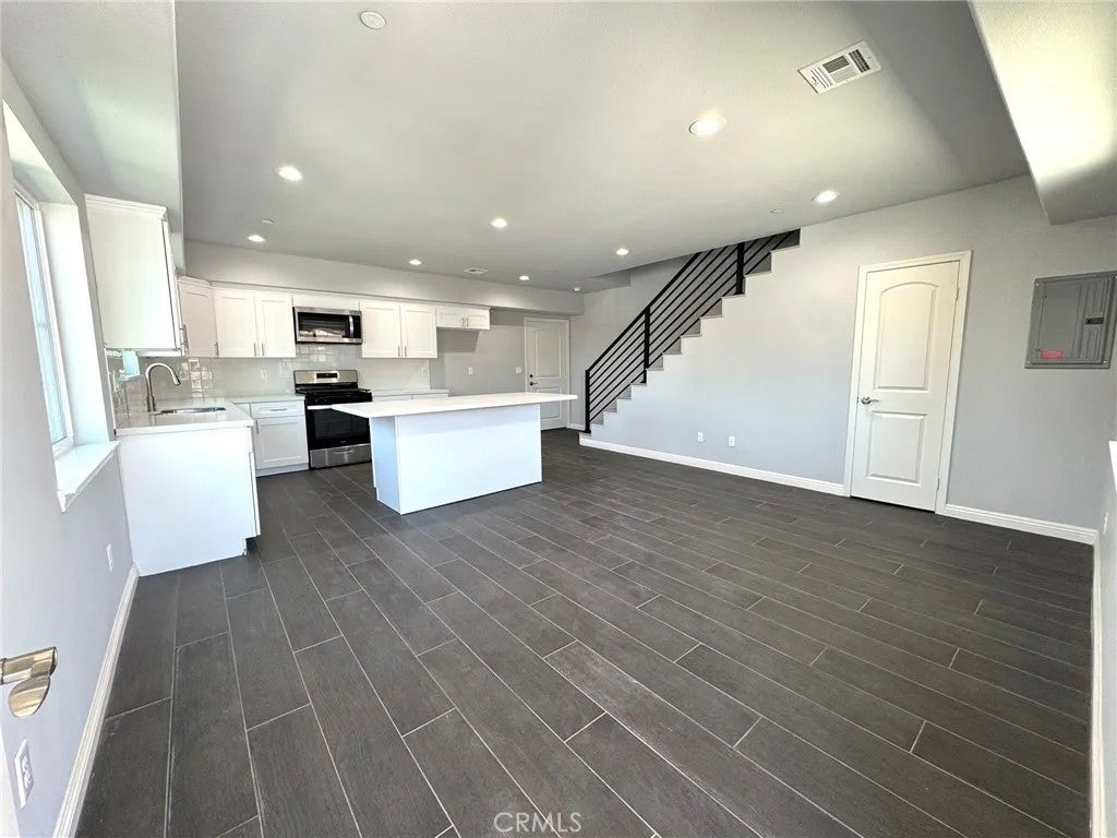 15616 Amar Road a — photo