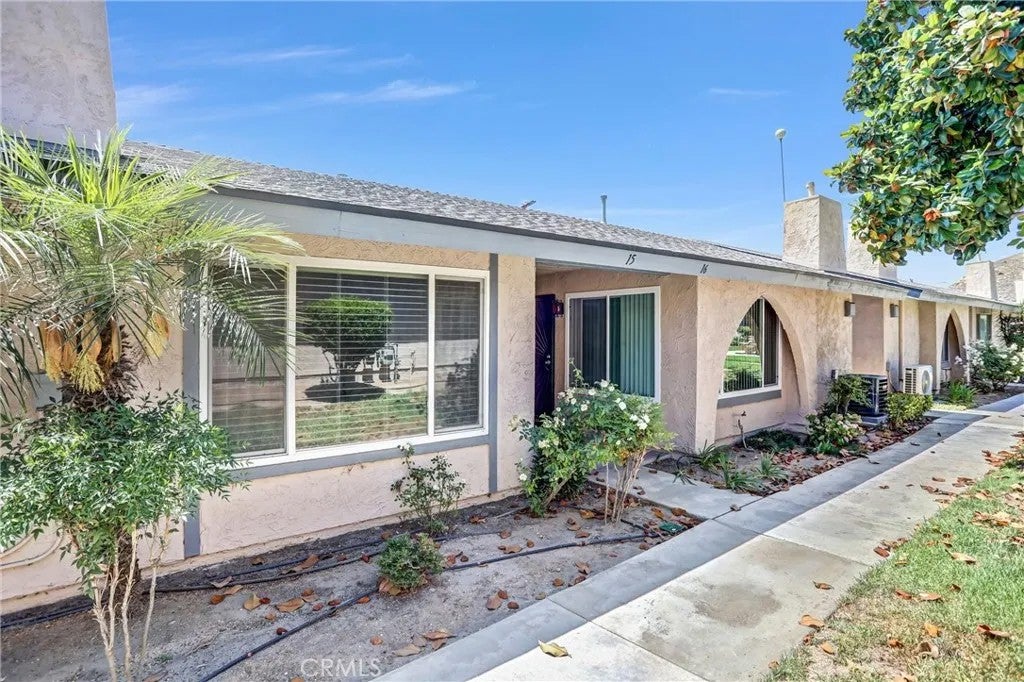 2891 Canyon Crest 15 — photo