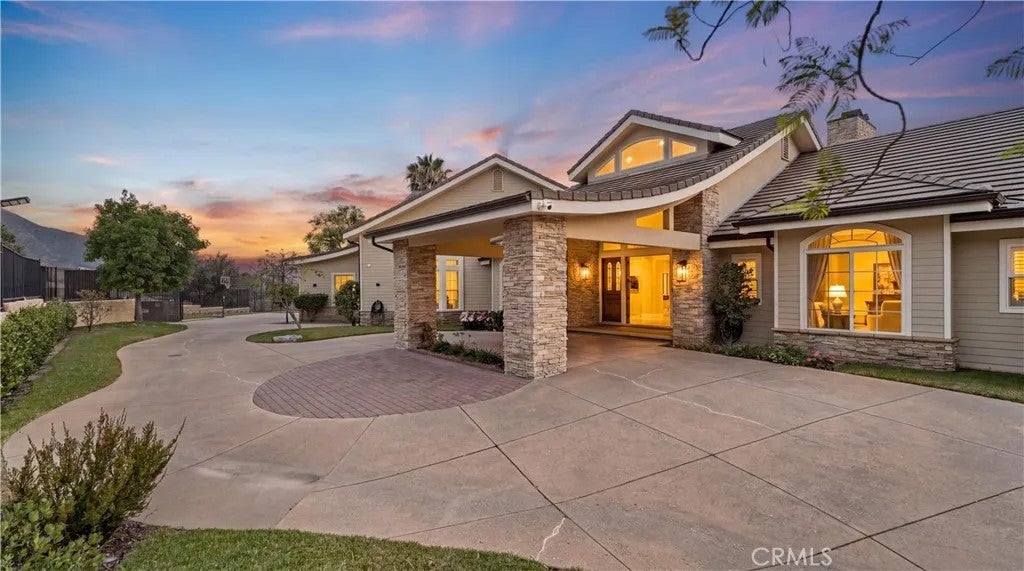 417 Long Canyon — photo