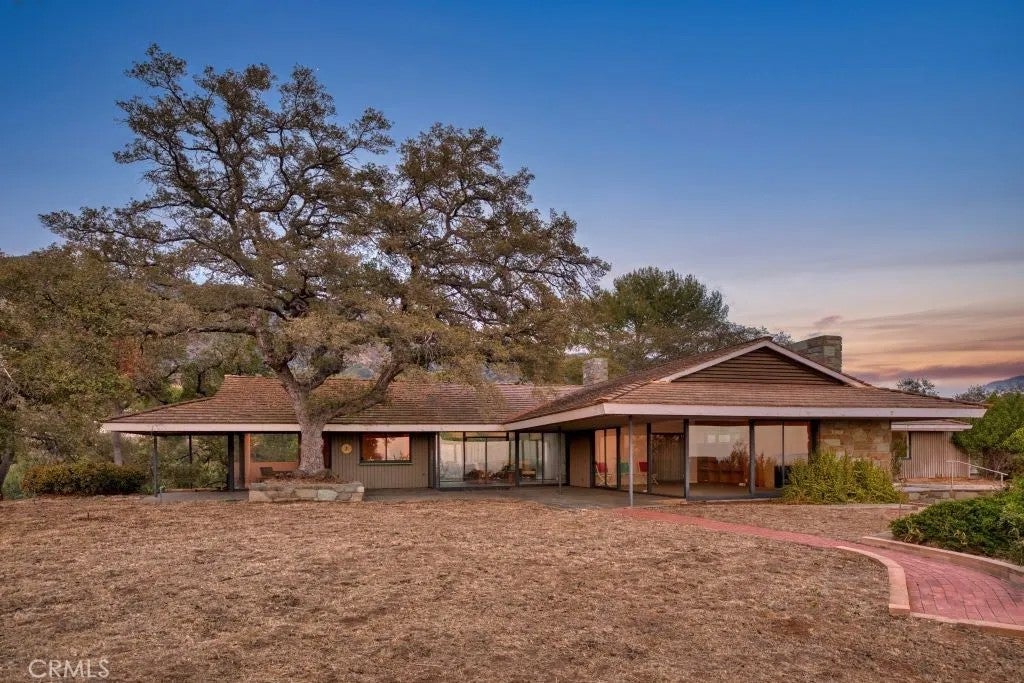 188 Oak Knoll Lane — photo