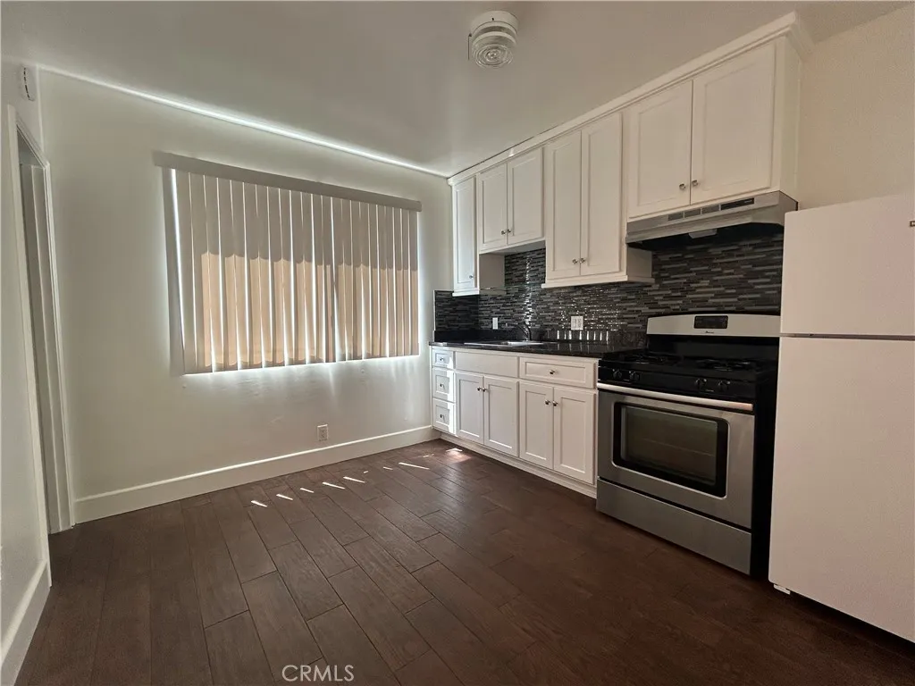 214 E Stocker #B, Glendale, CA 91207 — photo 3
