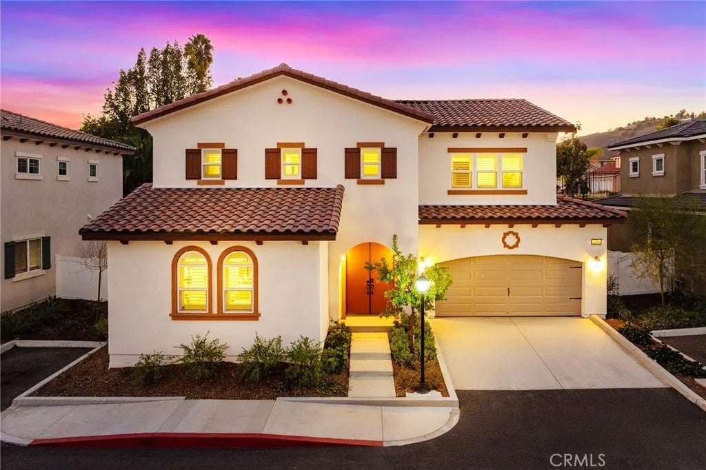 1359 Point Loma — photo