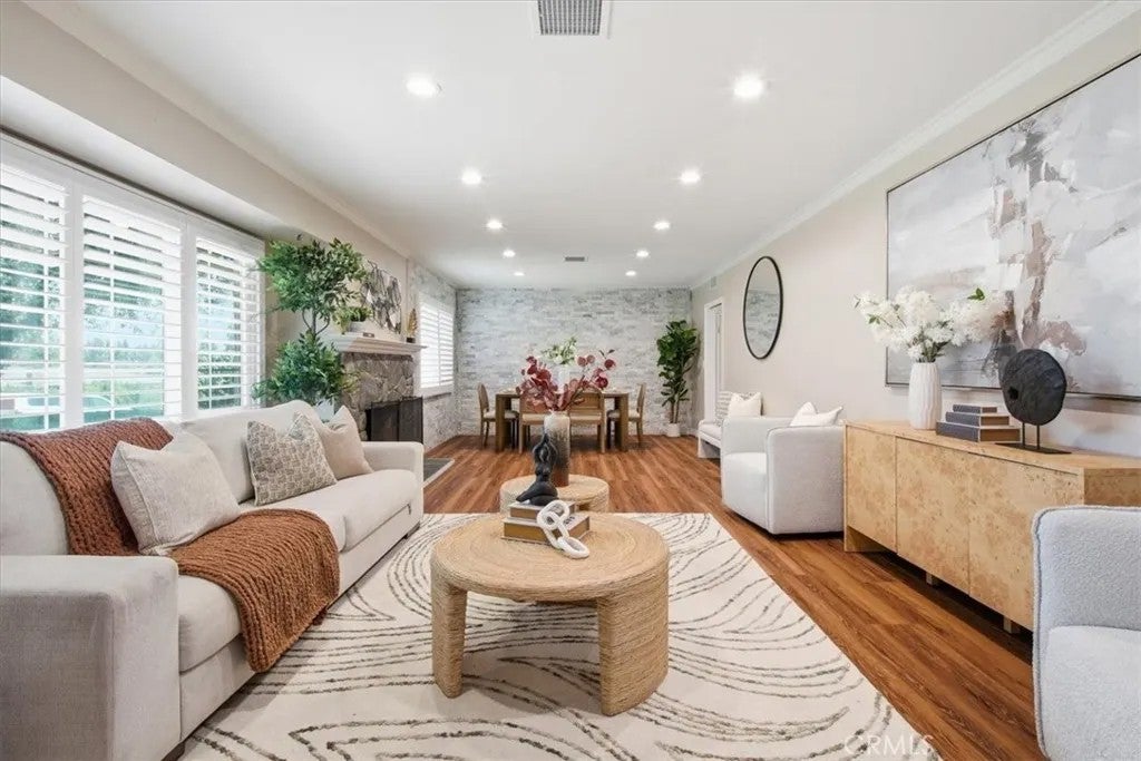 1705 N Santa Anita — photo