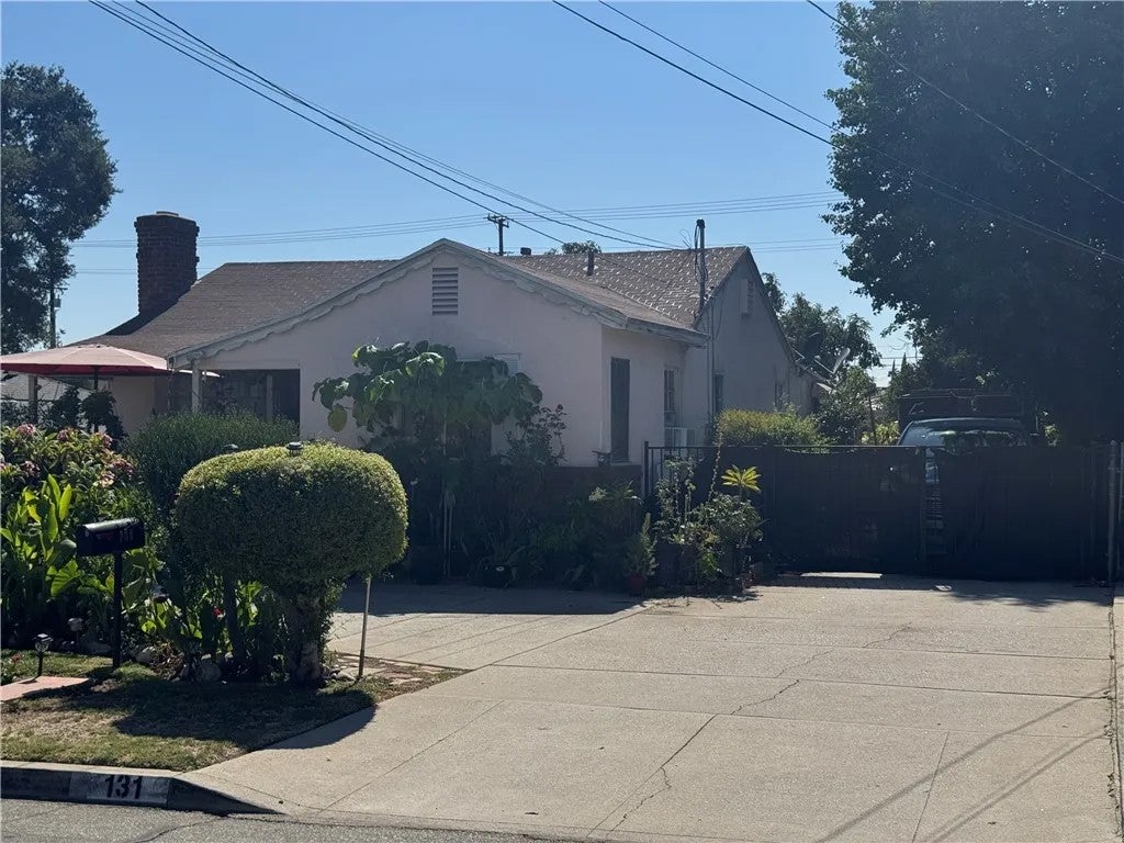 131 S Kendall — photo