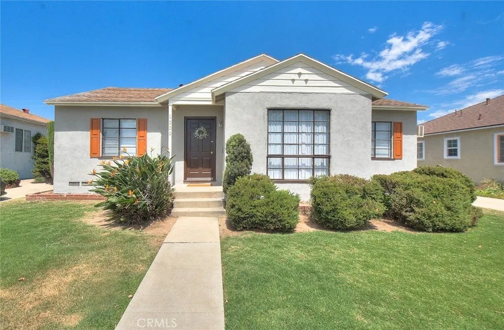 1309 E Norwood Place — photo