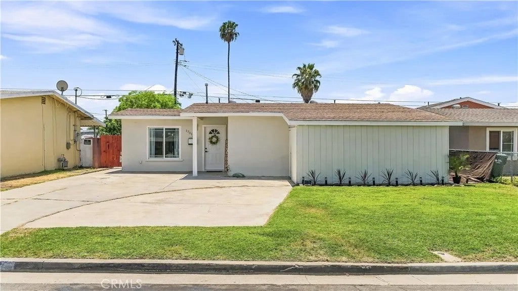 17012 E Benwood — photo