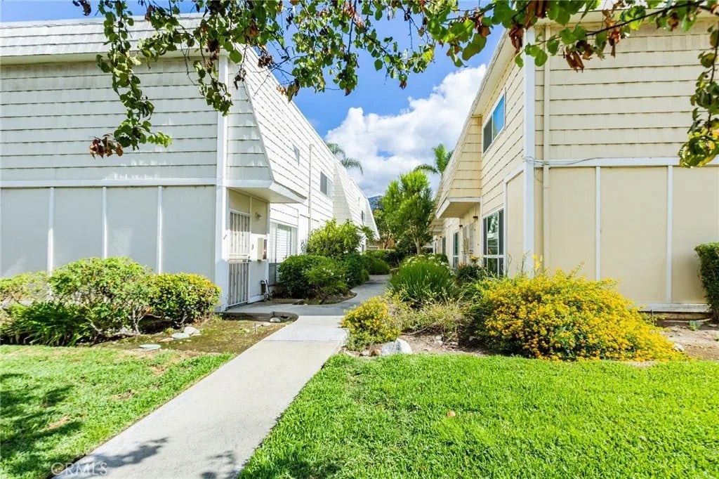 1434 Highland Avenue 8 — photo