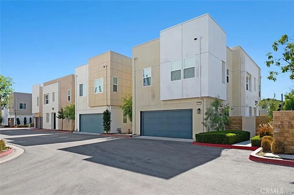 13806 Cameron Court — photo