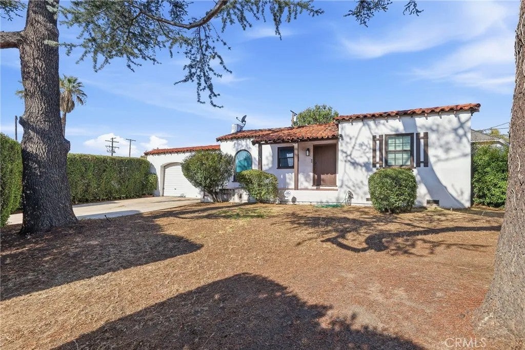 129 N Santa Anita Street — photo