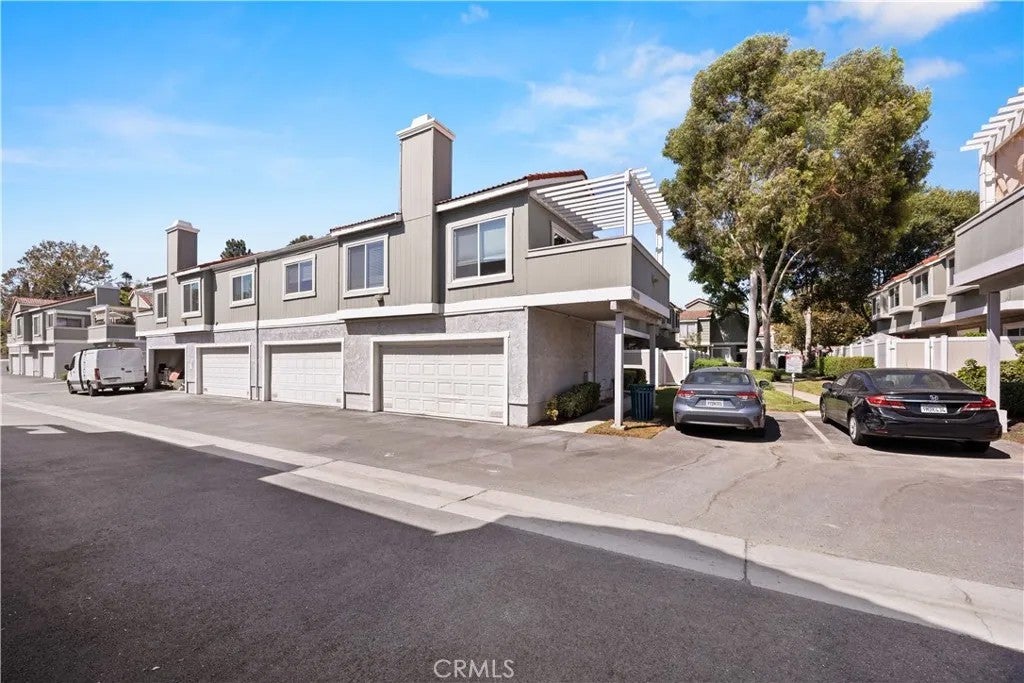 1060 Golden Springs E — photo