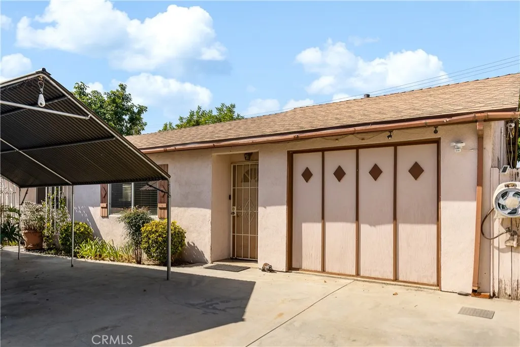 5623 Gracewood — photo