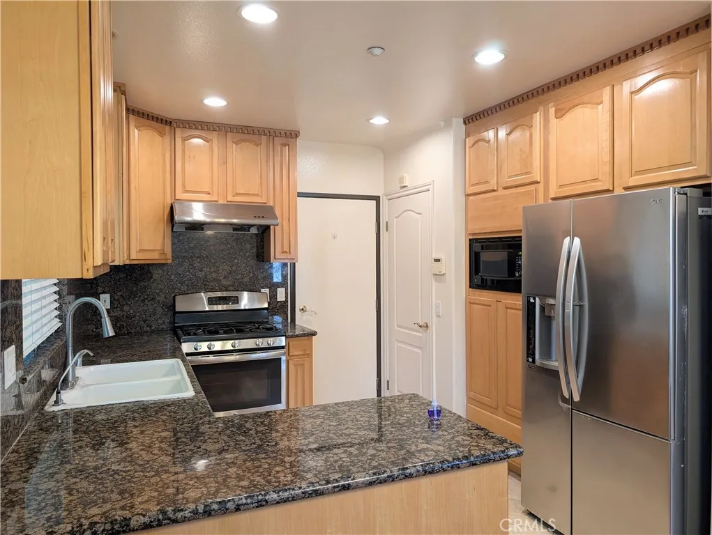 42 Alta Street Unit a — photo