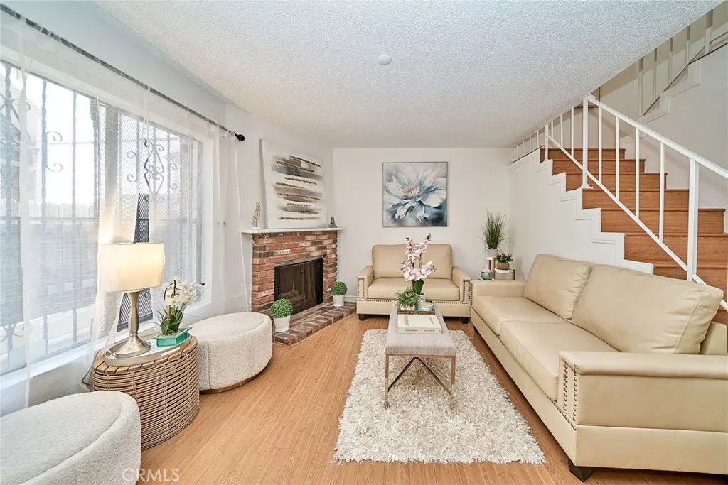 1417 S Marguerita — photo