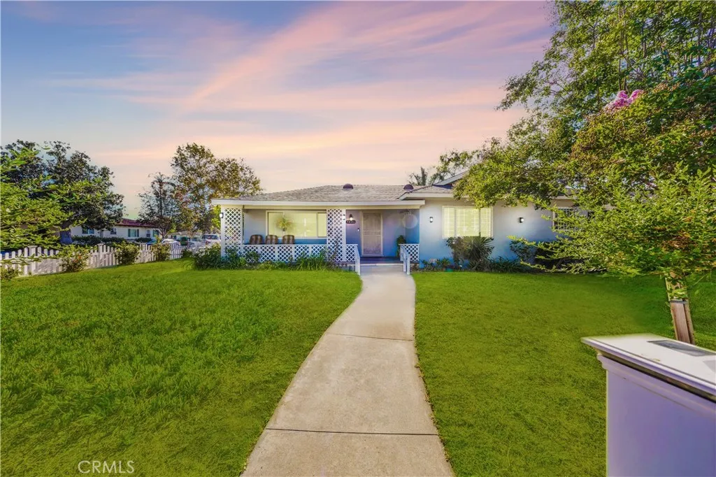 5446 Arden — photo