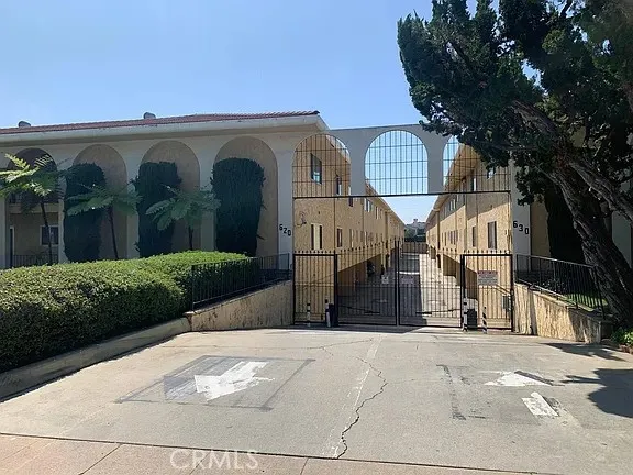 620 W Huntington Unit 213 — photo