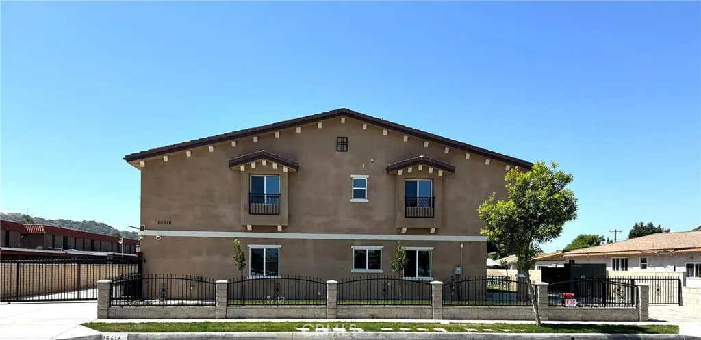 15616 Amar Road Unit I — photo
