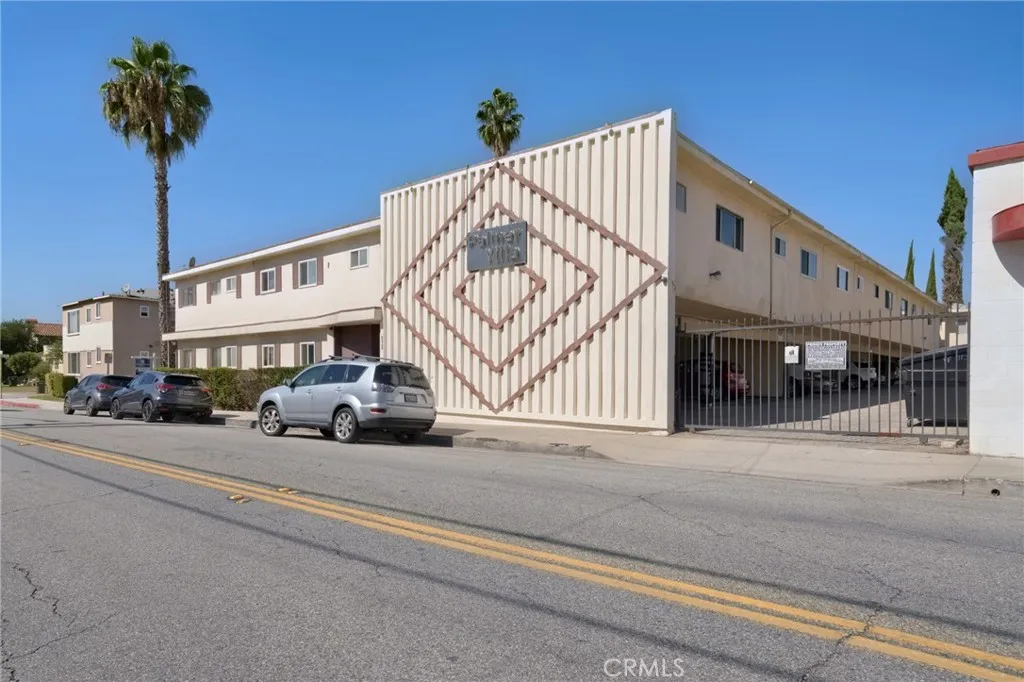 915 E Palmer Avenue Unit 12 — photo