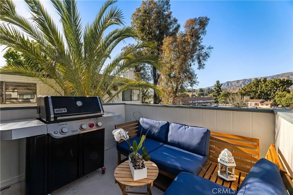 10550 Sunland 7 — photo