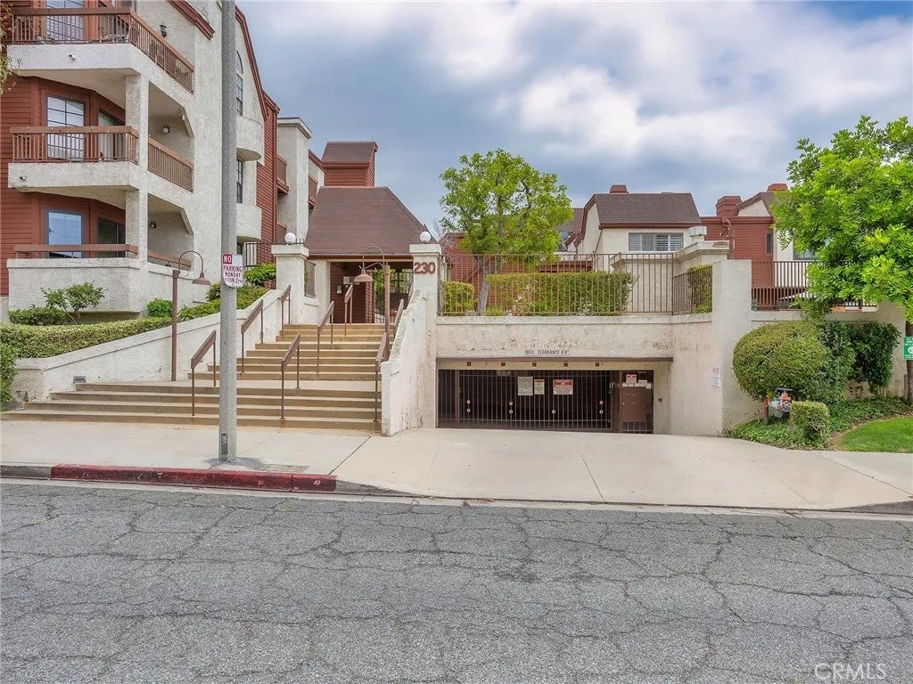 230 Bethany Road 237 — photo