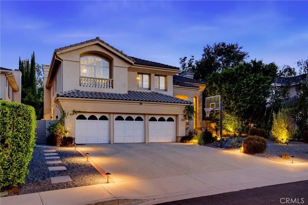 22312 Delia Court — photo