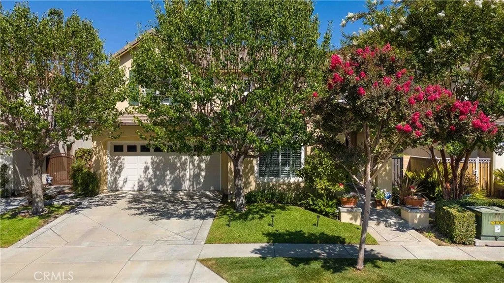22 Mossdale Court — photo