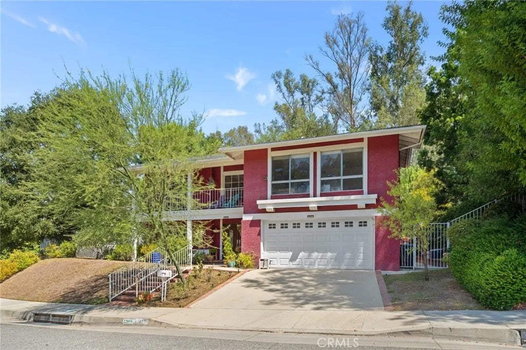 22855 Sparrowdell — photo