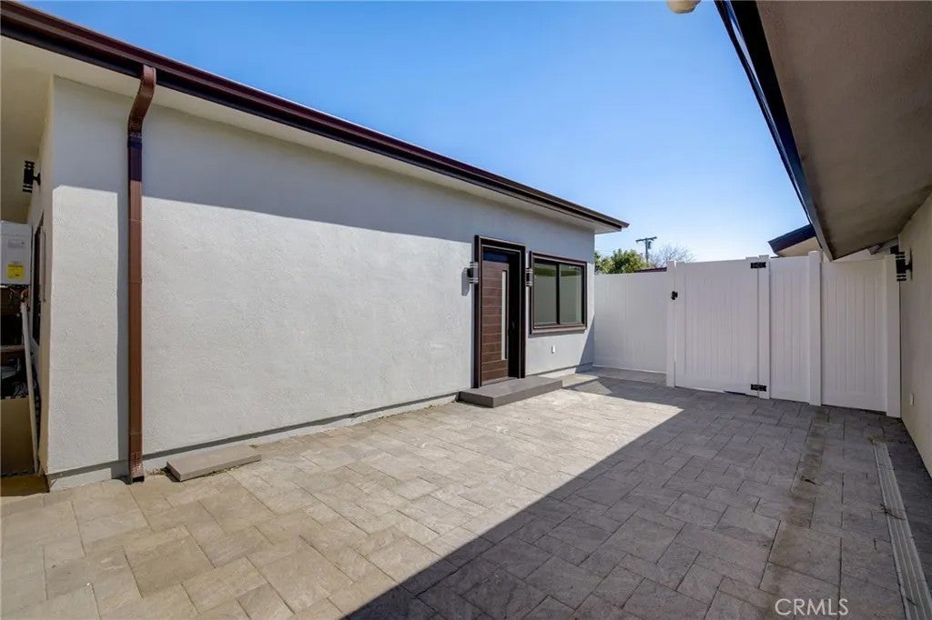 10922 Garden Grove Avenue — photo