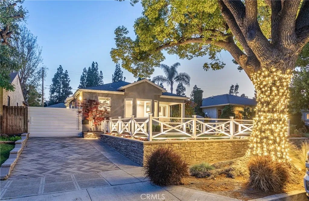 335 N Catalina Street — photo