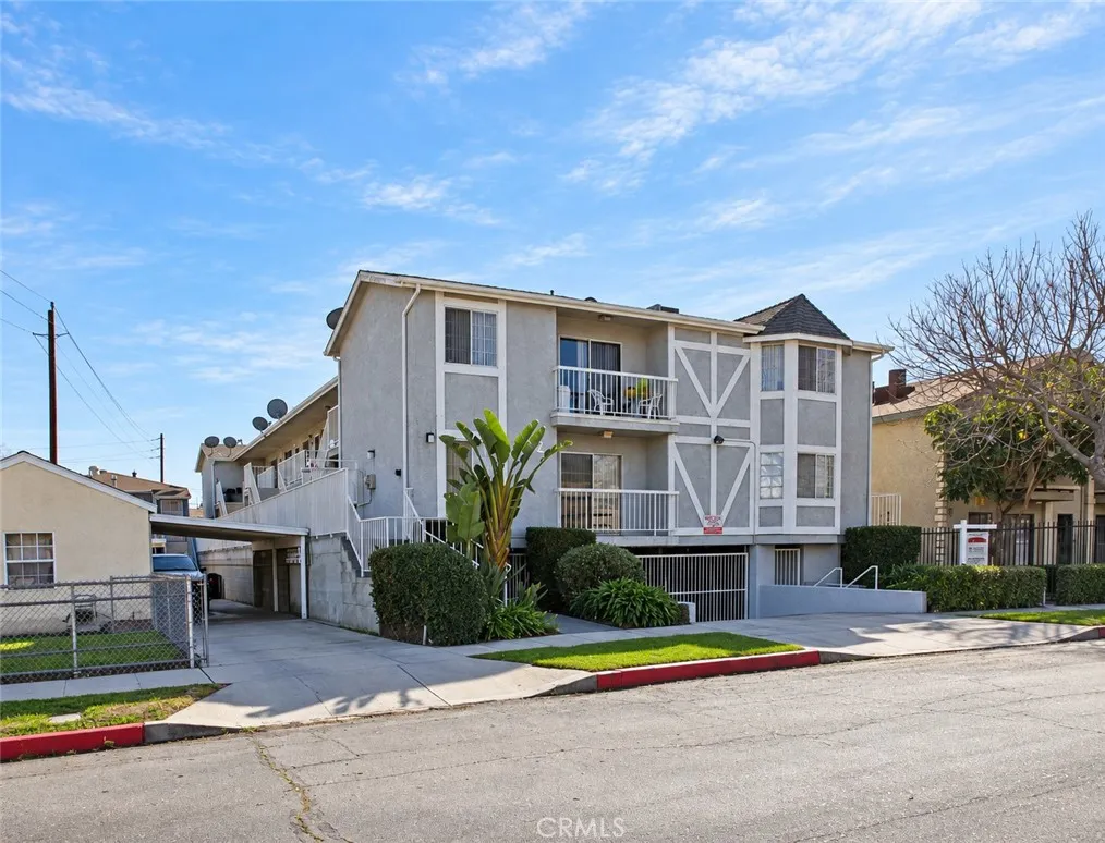 262 W Valencia Unit F — photo