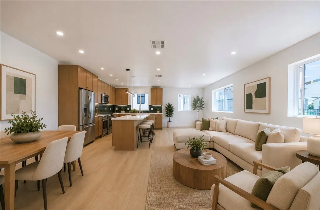 1259 Longwood Avenue Unit 3.5 — photo