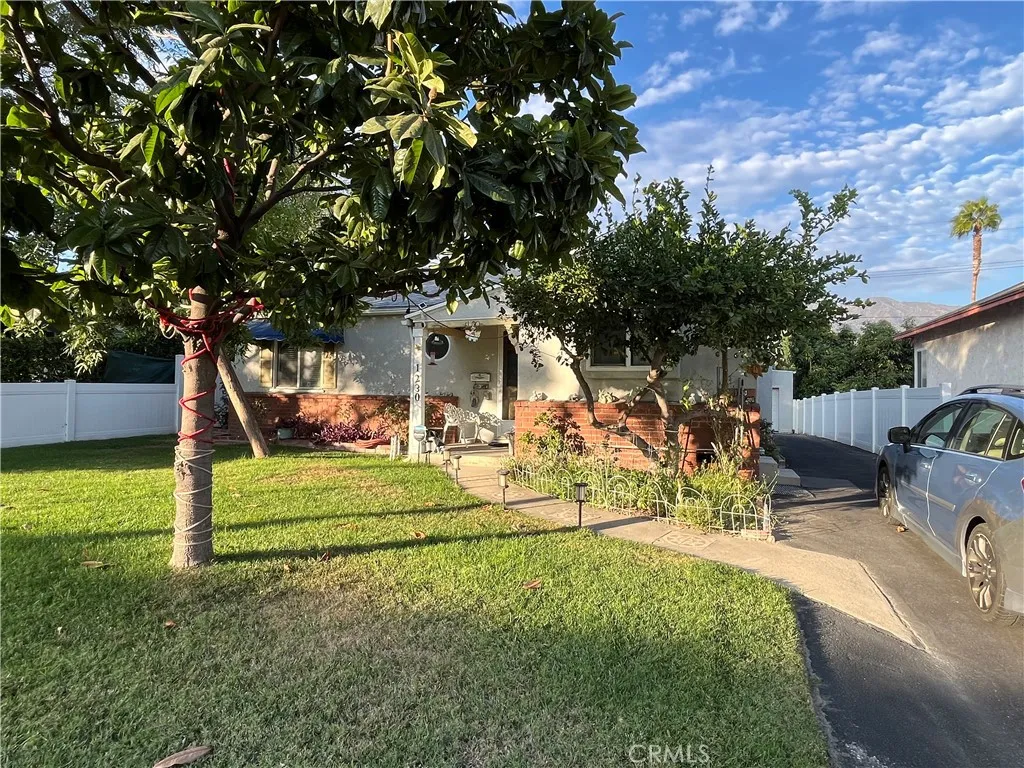 1230 Leland Unit 102 — photo