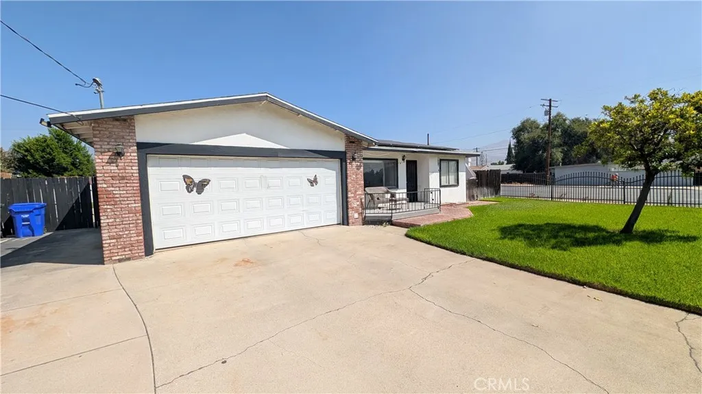 25282 Anson — photo