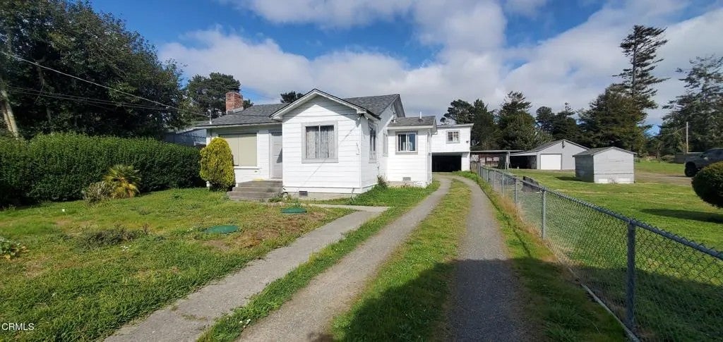 19121 Olsen Lane — photo
