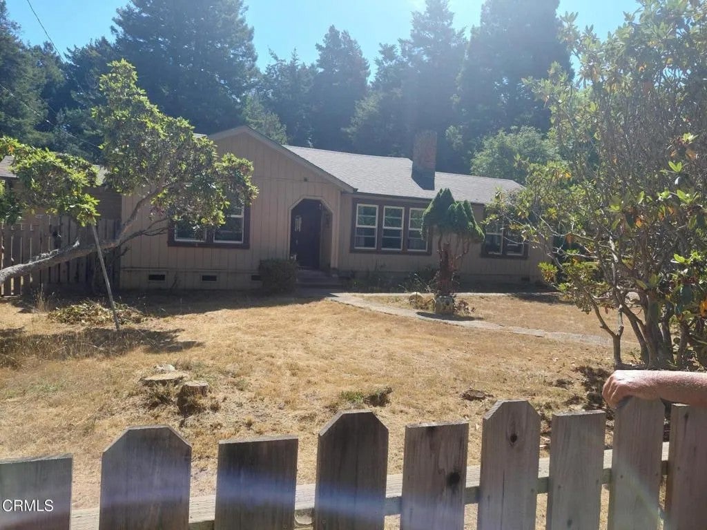 20301 Lyta Way — photo
