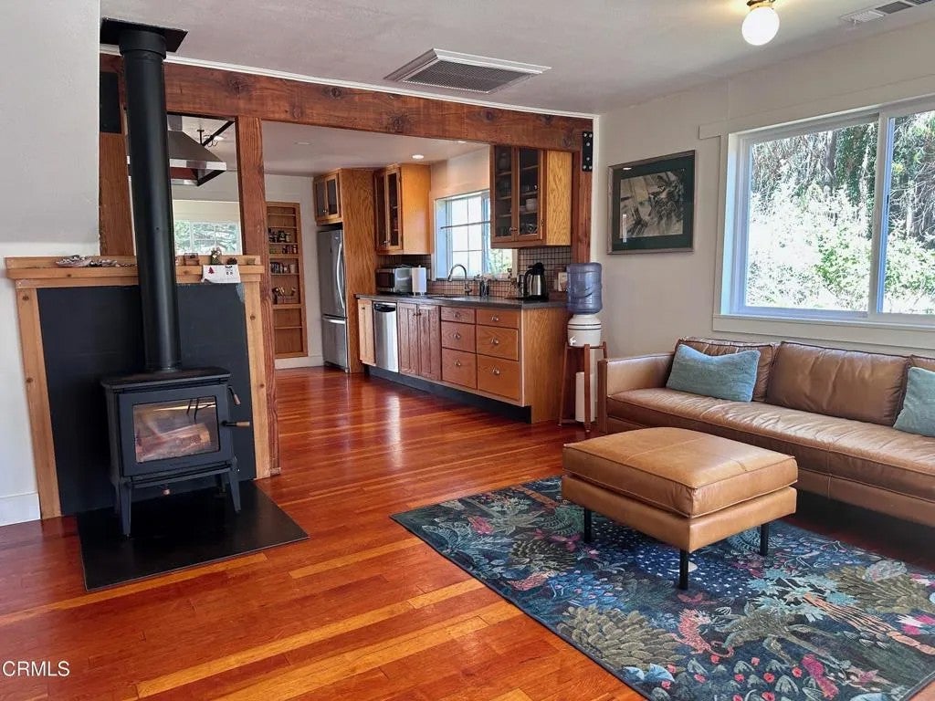 3875 Albion Little River Road — photo