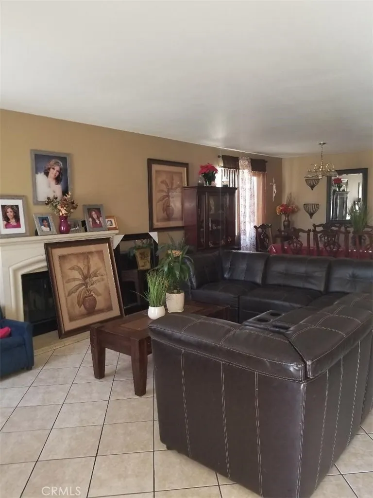 6342 Stobbs Way, Riverside, CA 92509 — photo 2
