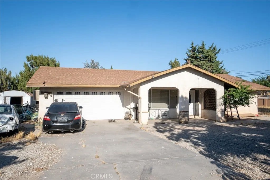 7323 Oakwood Ave — photo