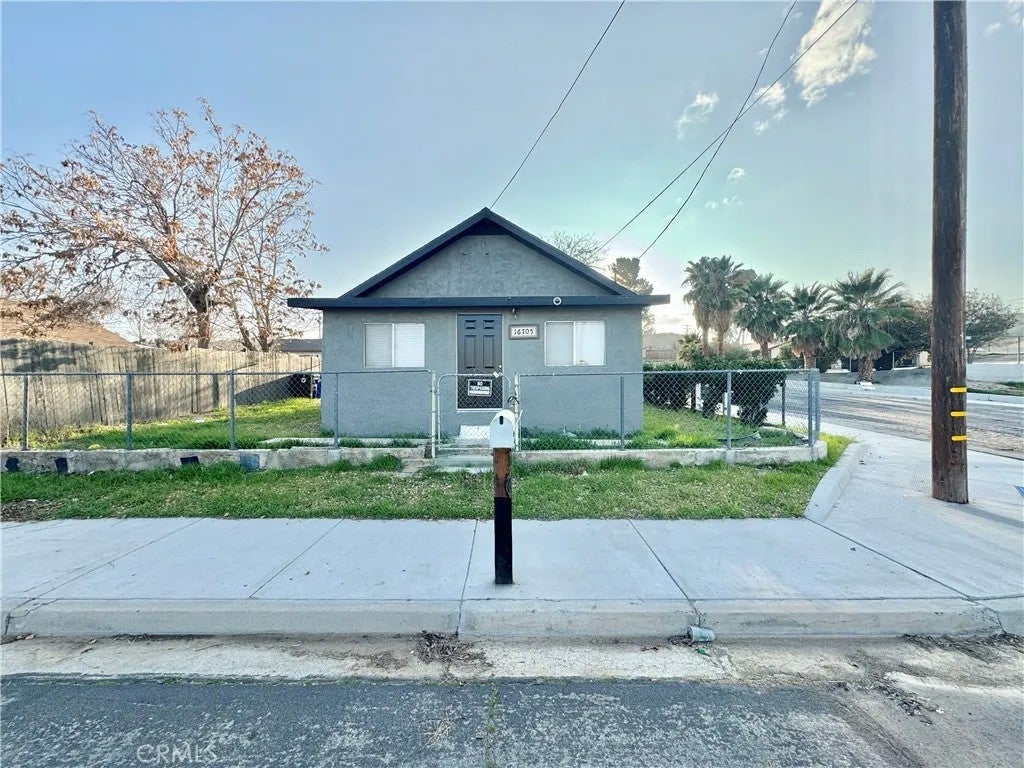16705 C Street — photo