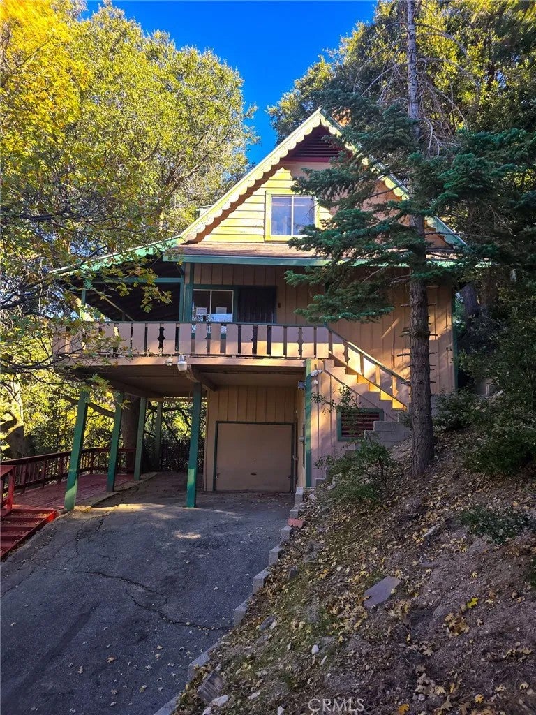 629 Chateau — photo