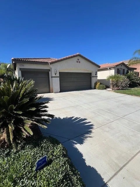 27299 Stonehurst Drive — photo