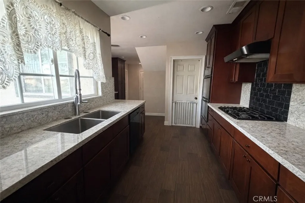 1071 E 46th, Long Beach, CA 90807 — photo 3