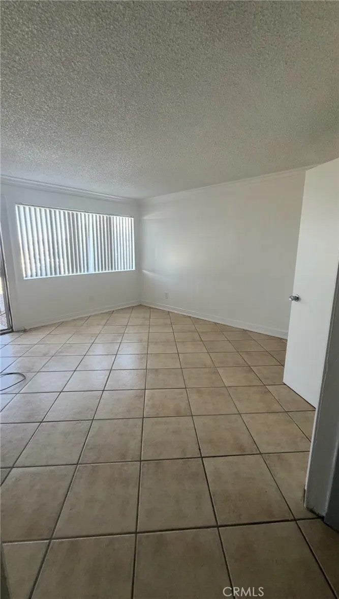 18142 Poinciana Avenue — photo