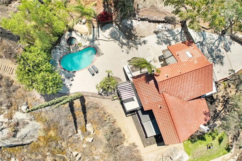 17295 Ridge Canyon Drive — photo