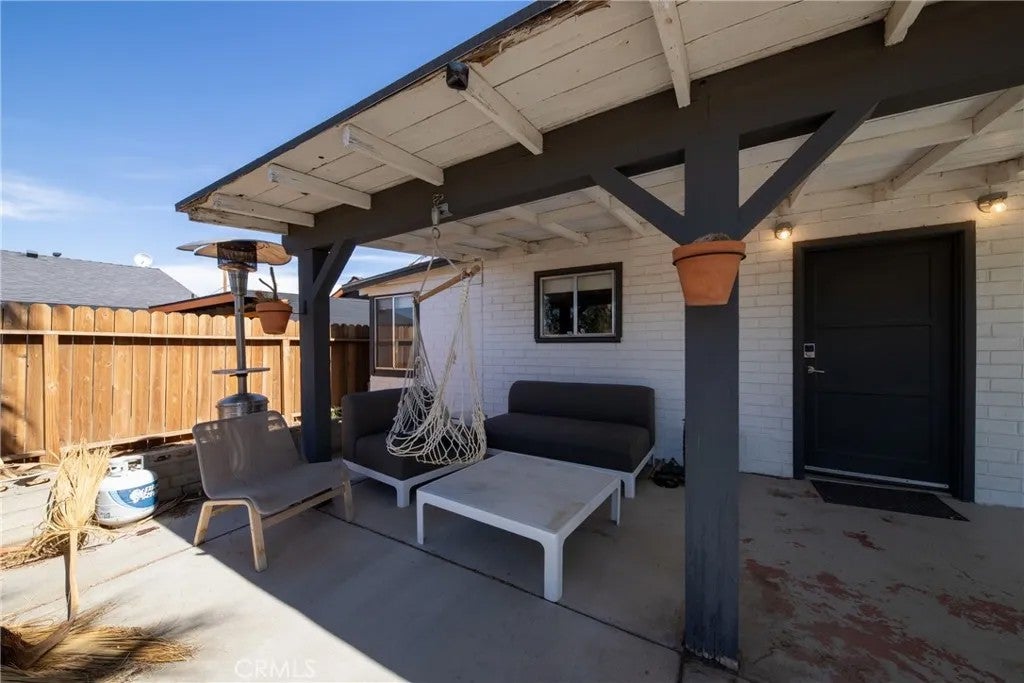 6443 Valley View Street — photo