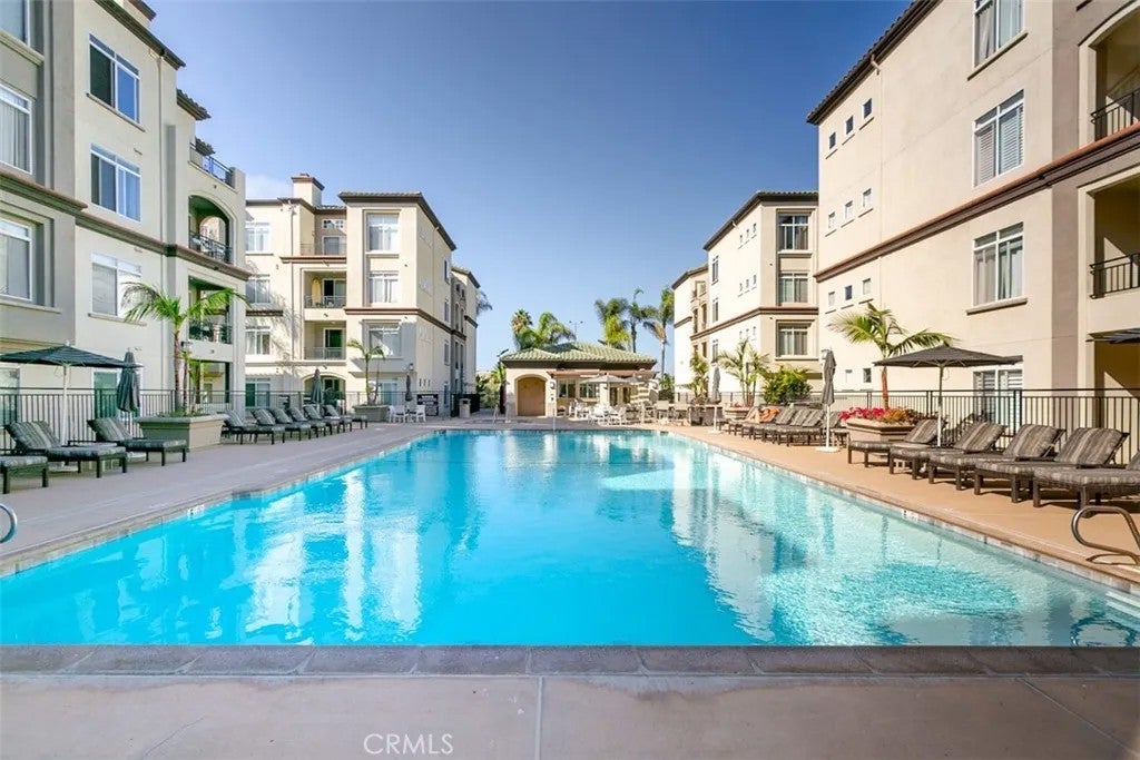 9293 Regents Road C303 — photo