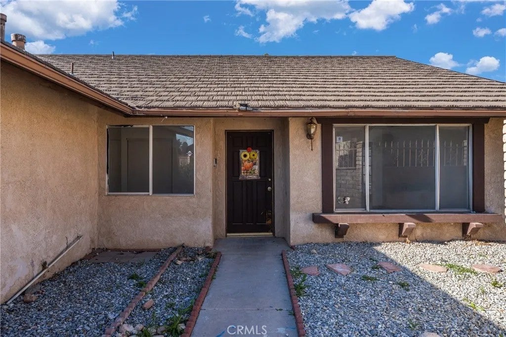 13802 Red Hill — photo