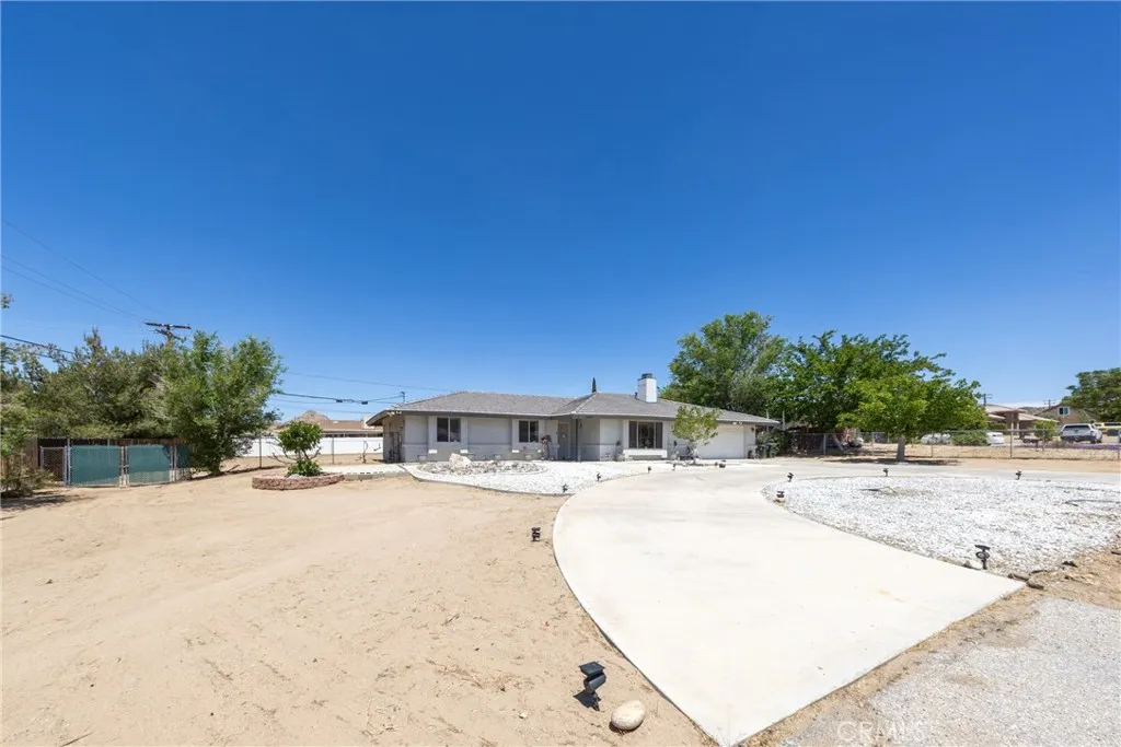 19388 Corwin, Apple Valley, CA 92307 — photo 3